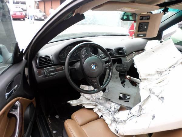 Parting out BMW 330i 2002, 2