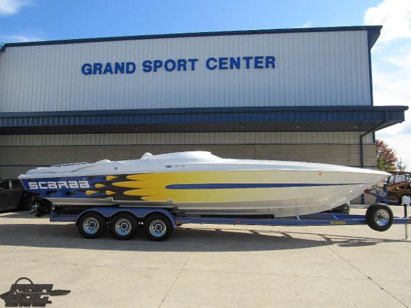 1999 Wellcraft Scarab 33 AVS