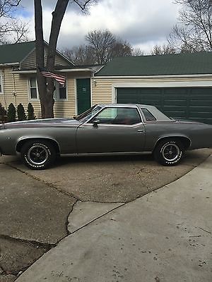 Pontiac : Grand Prix SJ 1977 pontiac grand prix sj survivor loaded with options low miles