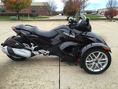 Can-Am : RS 2015 can am spyder rs sm 5 new demonstrator 43 miles w warranty ready to ride