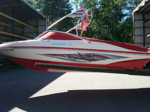 2007 Rinker 226 Captiva Bowrider