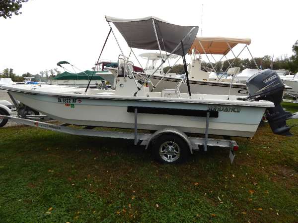 2011 Sundance F19CCR