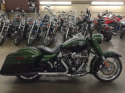 Harley-Davidson : Touring 2014 harley davidson cvo road king screaming eagle 110 ci only 1 400 miles video