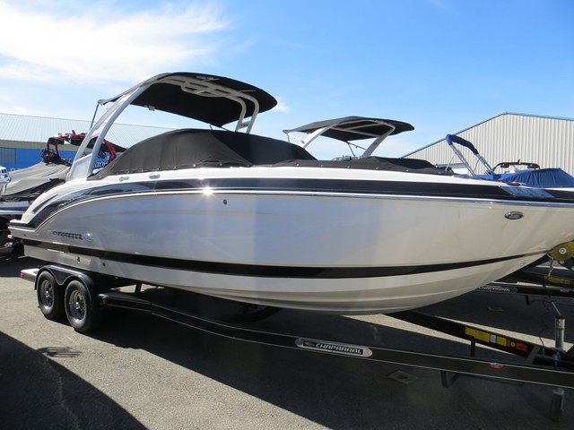 2015 Chaparral 250 Suncoast