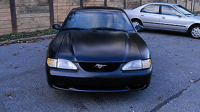 Ford : Mustang GT 1995 ford mustang gt coupe 2 door 5.0 l