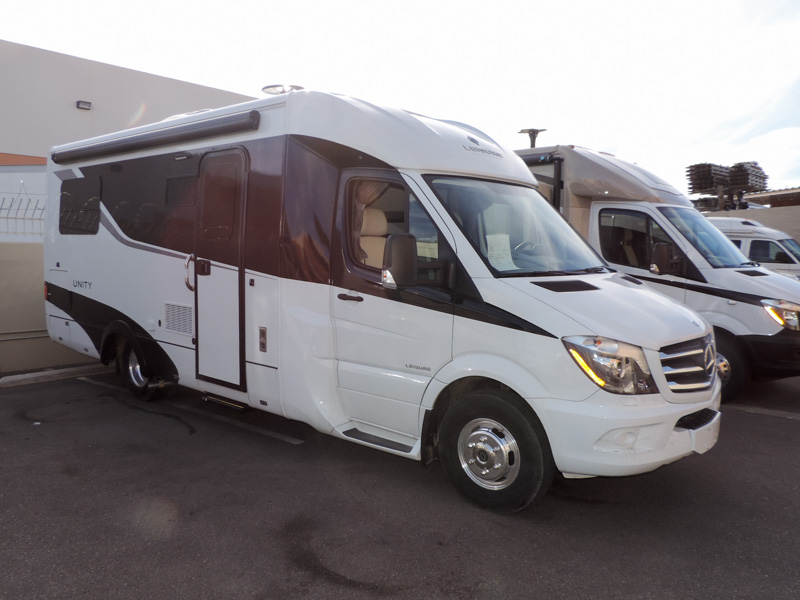 2014 Leisure Travel Vans Unity U24MB
