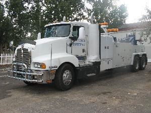 2001 Kenworth T600