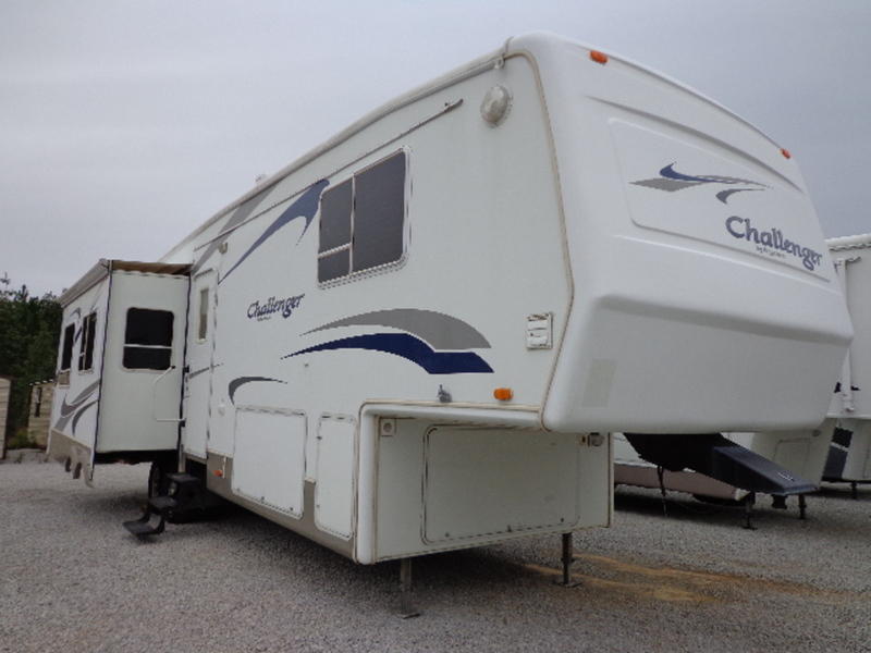 2004 Challenger KEYSTONE 32TPK/RENT TO OWN/NO CREDIT CHE