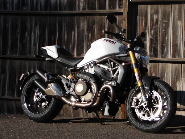 2014 Ducati MONSTER 1200 S