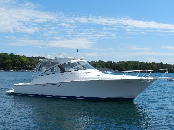 2012 Viking 42 Open