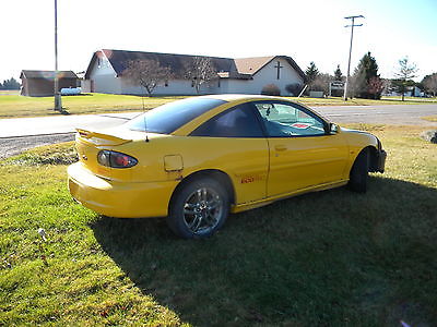 Chevrolet : Cavalier sport 2002 chevrolet cavalier ls sport coupe 2 door 2.2 l ecotec manual bumble bee