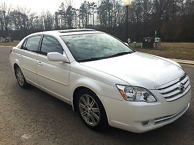 Toyota : Avalon Limited Sedan 4-Door 2007 toyota avalon limited pearl white 106 k miles