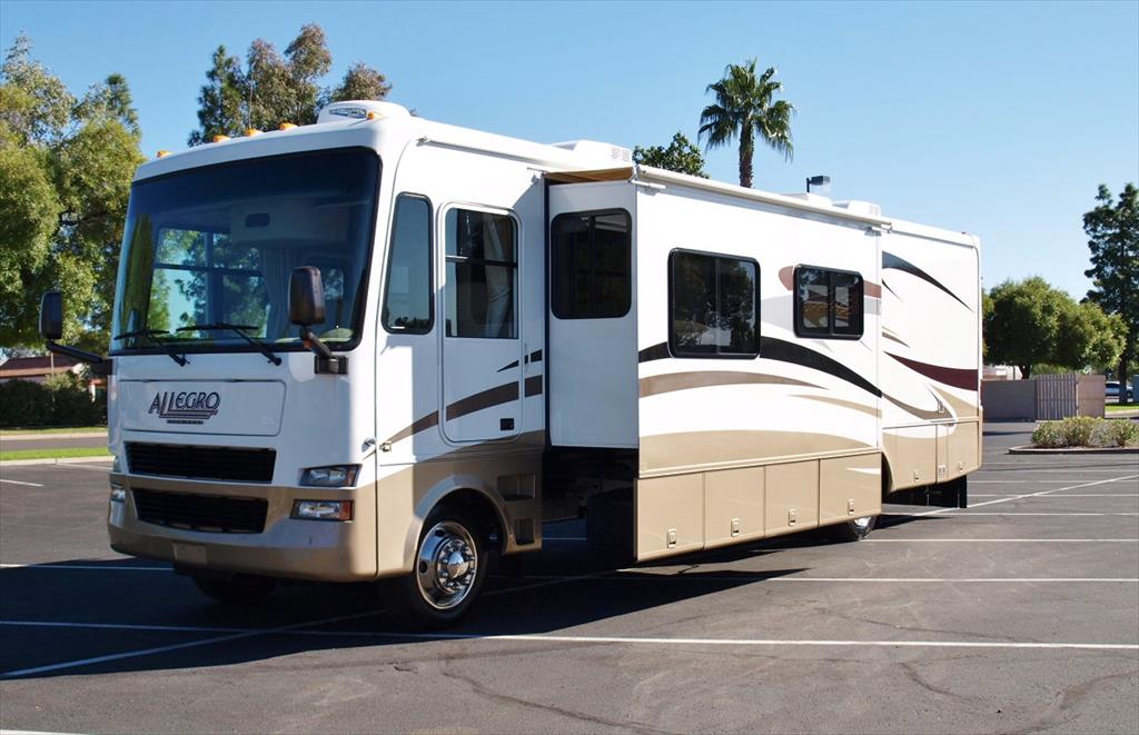 2016 Tiffin Motorhomes Allegro 32 SA