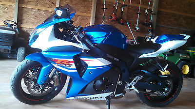 Suzuki : GSX-R 2012 gsx r 1000 sport bike