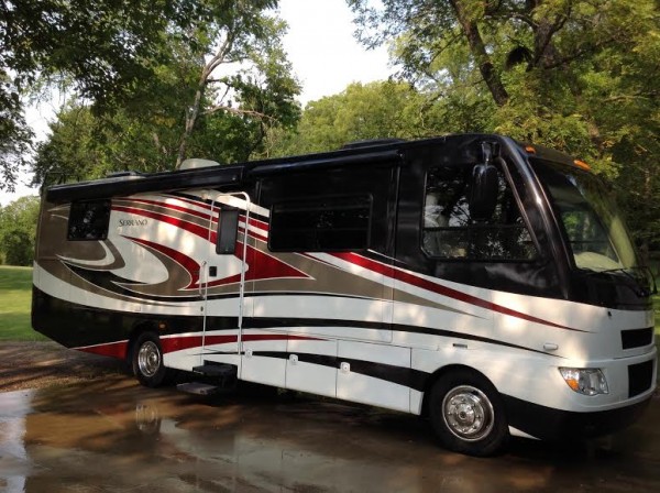 2011 Thor Four Winds Serrano 31V Class A-Ford 6.4 Diesel with 6 Speed Alison 11,000 miles