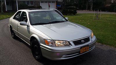 Toyota : Camry 2000 toyota camry le 4 cyl