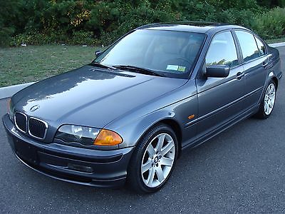 BMW : 3-Series Base Sedan 4-Door BMW 325I PREMIUM PACKAGE ONE OWNER CLEAN CARFAX MANUAL TRANSMISSION EXCELLENT!!