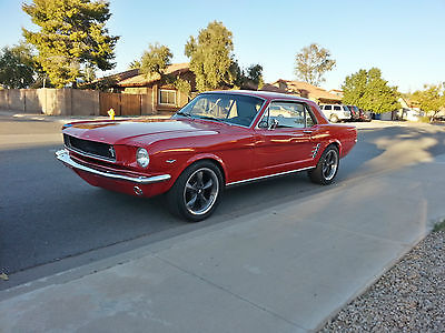 Ford : Mustang base coupe 2-door 1966 mustang 351 w v 8 with t 5 speed transmission black interior red paint