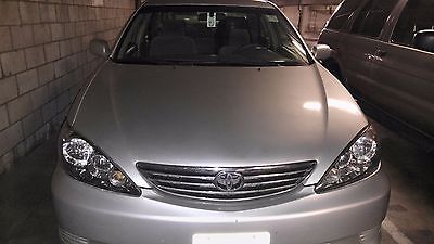 Toyota : Camry LE 2005 toyota camry le low miles 8 out of 10