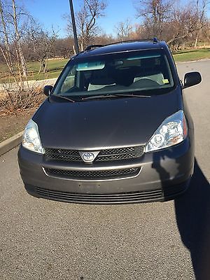 Toyota : Sienna LE 2004 toyota sienna great miles clean title no accidents