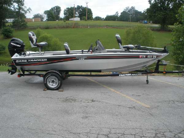 2008 Tracker Pro Crappie 175