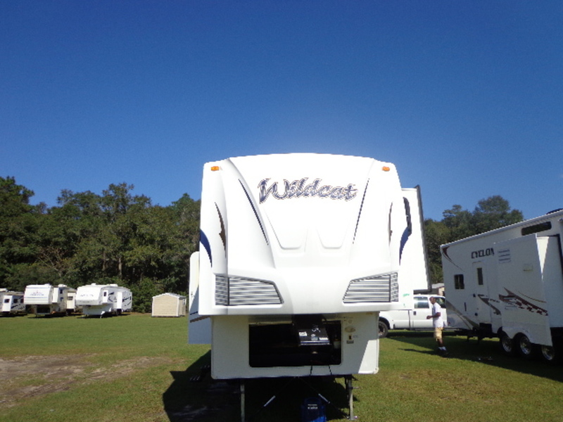 2009 Wildcat FOREST RIVER 28RKBS/RENT TO OWN/NO CREDI