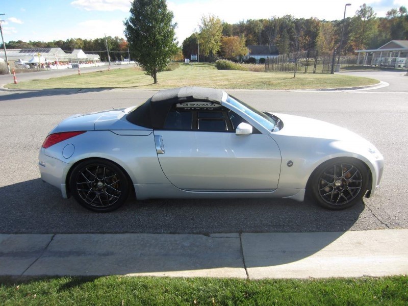2006 Nissan 350Z 2dr Roadster Grand Touring