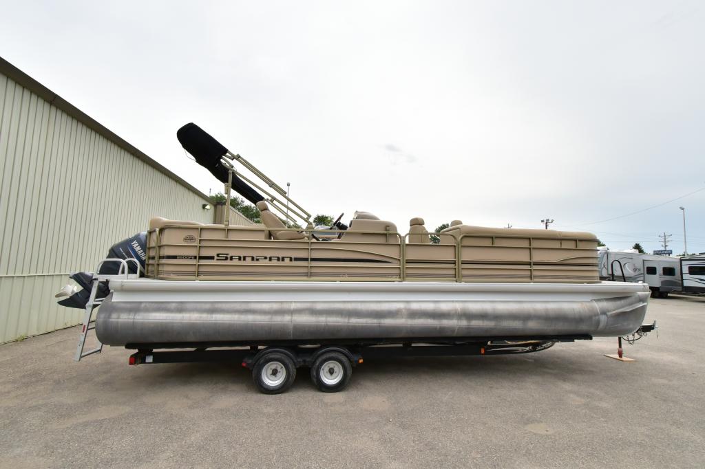 2007 Sanpan Pontoon 2500FE 115HP WITH BUNK TRAILER