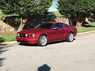 Ford : Mustang GT 2006 ford mustang gt coupe 2 door 4.6 l manual transmission 87 k miles