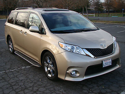 Toyota : Sienna XLE Mini Passenger Van 4-Door 2011 toyota sienna xle only 39 k mi leather navigation roof dvd look