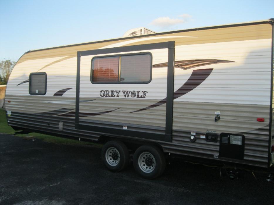2014 Forest River Rockwood Signature Ultra 8265WS