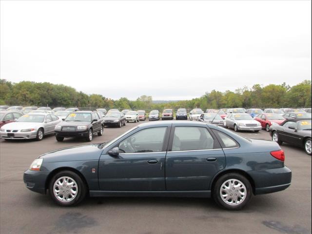 2003 SATURN L-Series L200 4dr Sedan