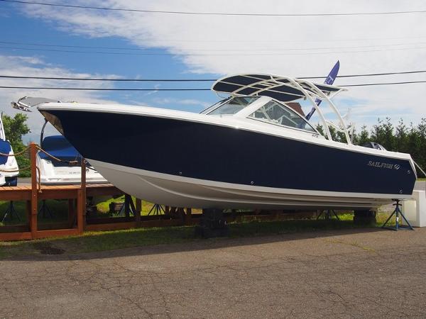 2014 Sailfish 275 DC