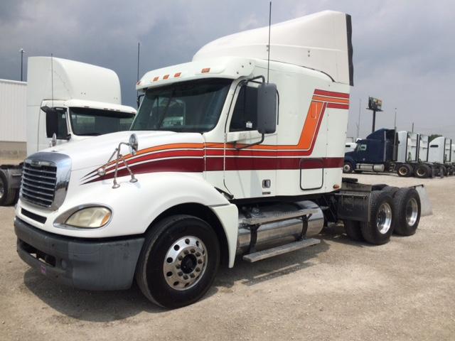 2007 Freightliner Cl12042st-Columbia 120