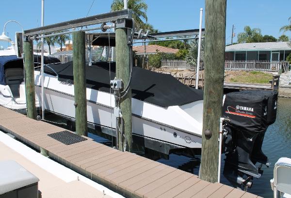 1989 Fountain 31 Center Console