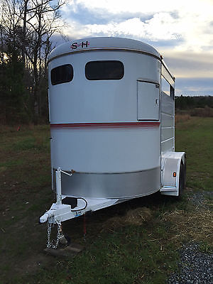 S&H Horse trailer, 2 horse, straight load, bumper pull