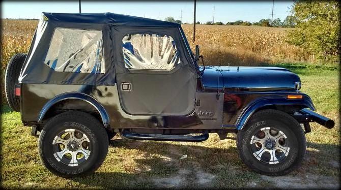 1985 JEEP CJ7 NEW PAINT EXCELLENT CONDITION INSIDE AND OUT