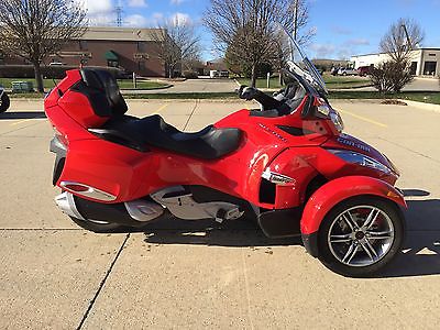 Can-Am : RT-S 2012 can am spyder rt s se 5 9 k miles clean serviced ready to ride w extras