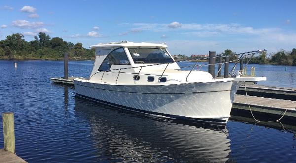 2016 Mainship 31 E