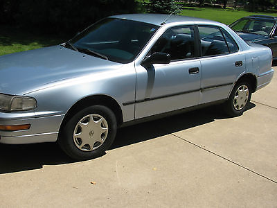 Toyota : Camry fa87 1992 toyota camry 2.2 l 4 cyl auto air 4 dr 196 xxx parts or repair