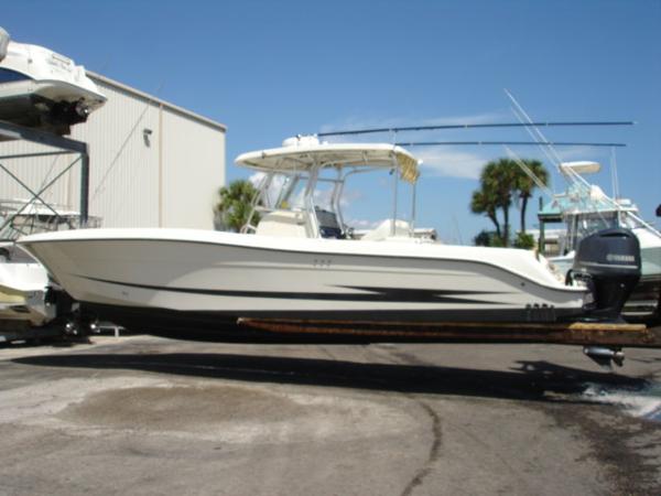 2006 Hydra-Sports 3300 VX Center Console