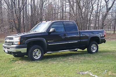Chevrolet : Silverado 2500 LS Pickup Truck 4-Door Automatic 5-Speed V8  2003 chevrolet silverado 2500 hd pickup truck one owner 24 702 miles 4 x 4 extend