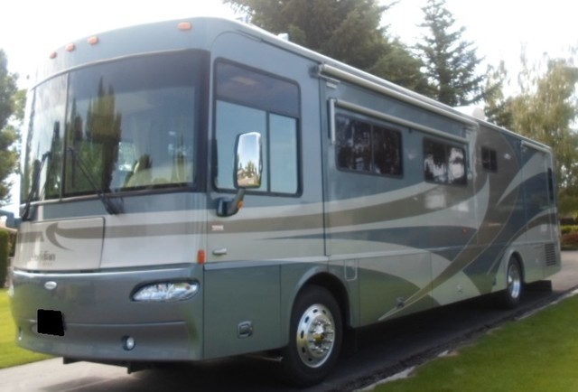 2004 Winnebago Itasca SUNCRUISER 33V