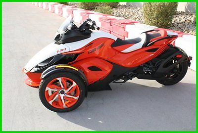 2015 Can-Am Spyder RS Upgraded RS Special ONLY 5 MILES