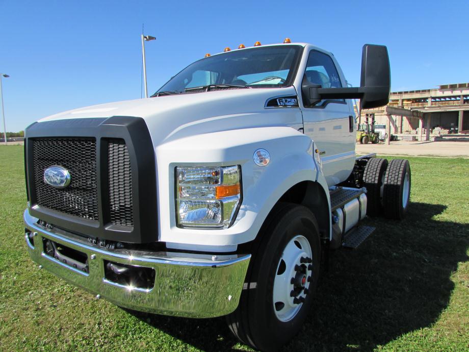 2016 Ford F750