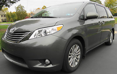 Toyota : Sienna XLE Mini Passenger Van 5-Door 2012 toyota sienna xle 5 door 3.5 l v 6 8 600 miles 3 yr transferable warranty