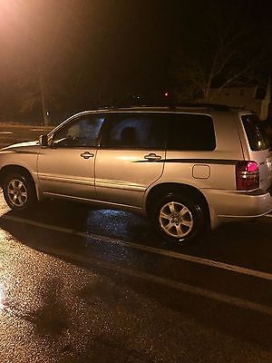 Toyota : Highlander Toyota Highlander 2003 AWD 4WD V6 Silver 137k Great Service Record