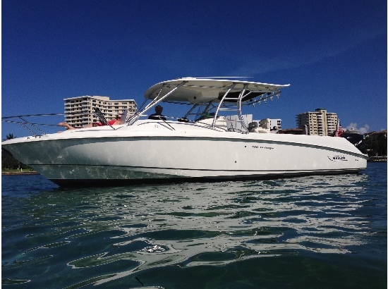 2005 Boston Whaler 320 Outrage Cuddy