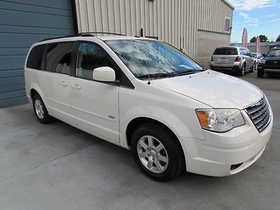Chrysler : Town & Country Touring 3.8L V6 Minivan Navigation DVD 2008 chrysler town and country touring nav dvd leather 3 rd row 08 knoxville tn