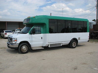 Ford : Other 14 Passenger Transit Bus 2011 white 14 passenger transit bus
